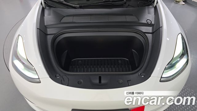 Tesla Model Y 2023 — photo 6