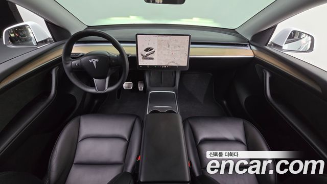 Tesla Model Y 2023 — photo 10