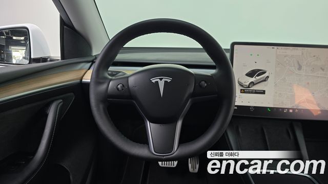 Tesla Model Y 2023 — photo 18