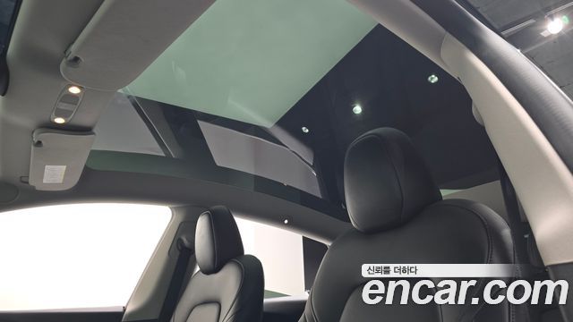 Tesla Model Y 2023 — photo 25