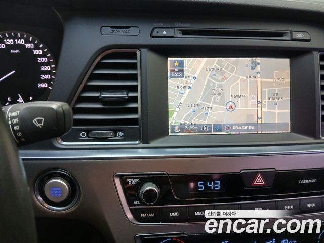 Hyundai Sonata 2015 — photo 11