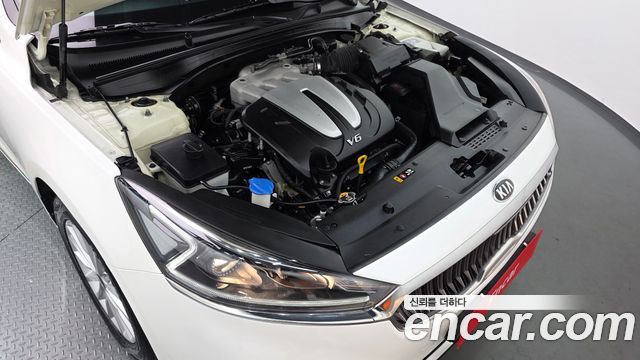 Kia K7 2016 — photo 6