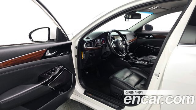 Kia K7 2016 — photo 10