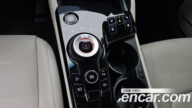 Kia Sportage 2023 — photo 9