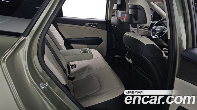 Kia Sportage 2023 — photo 12