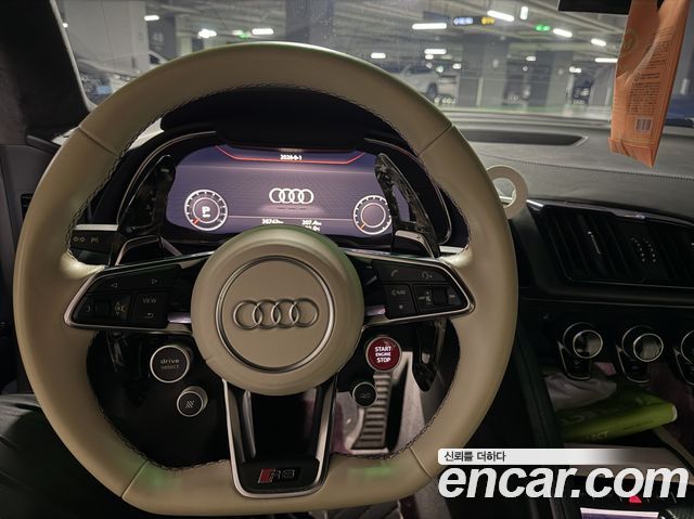 Audi R8 2017 — photo 11