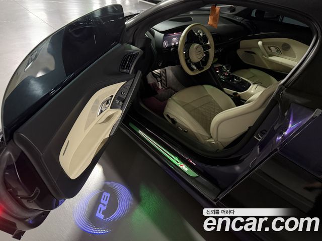 Audi R8 2017 — photo 12