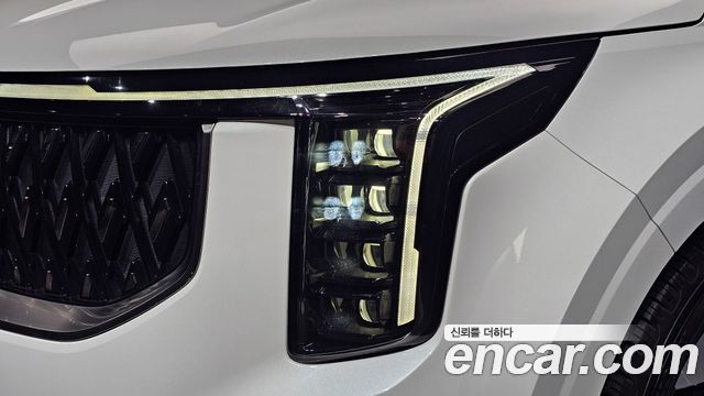 Kia Canival 2025 — photo 8