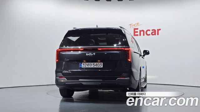 Kia Canival 2024 — photo 4