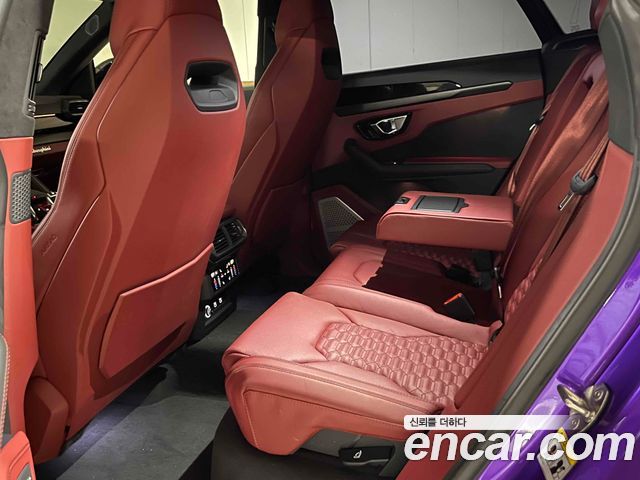 Lamborghini Urus 2022 — photo 13