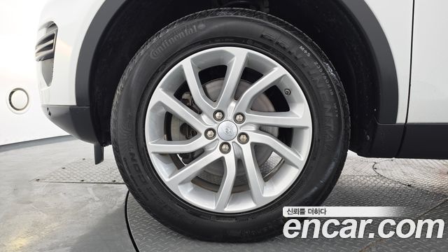 Land Rover Discovery Sport 2019 — photo 5
