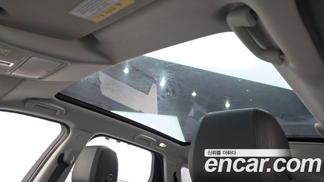 Land Rover Discovery Sport 2019 — photo 23