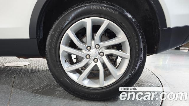 Land Rover Discovery Sport 2019 — photo 7