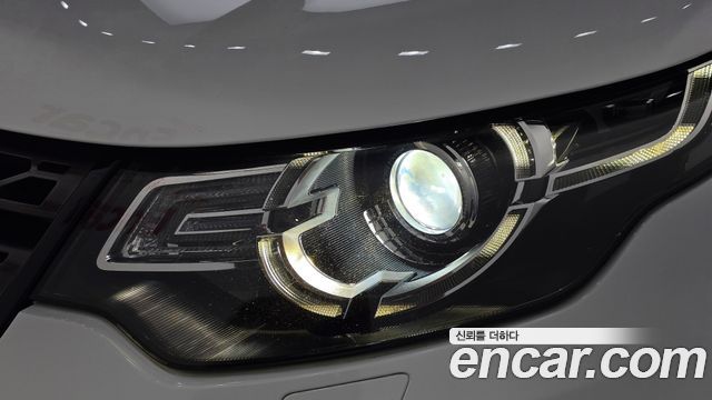 Land Rover Discovery Sport 2019 — photo 8
