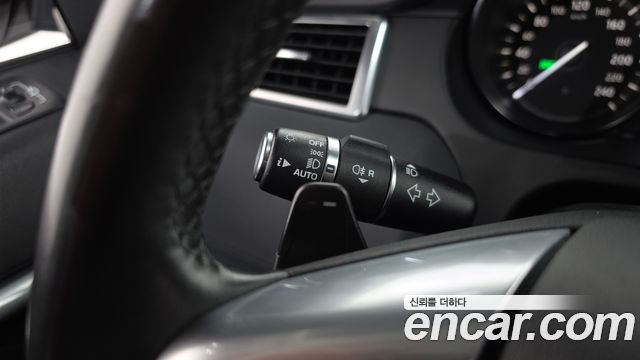 Land Rover Discovery Sport 2019 — photo 34