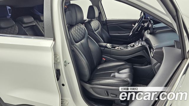 Hyundai Santafe 2021 — photo 16