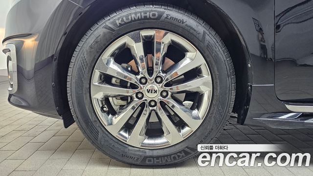 Kia Canival 2016 — photo 5