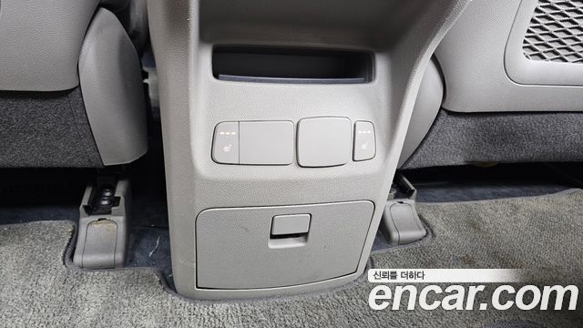 Kia Canival 2016 — photo 29