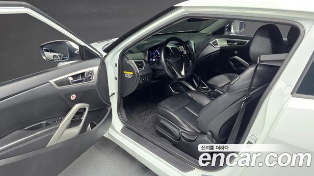 Hyundai Veloster 2014 — photo 17