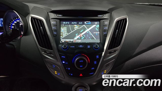 Hyundai Veloster 2014 — photo 21