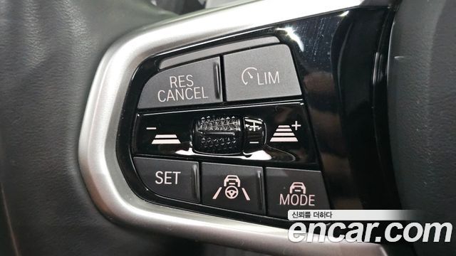 BMW 3-Series 2025 — photo 18