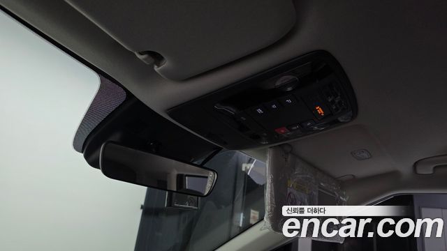 Kia Canival 2025 — photo 18