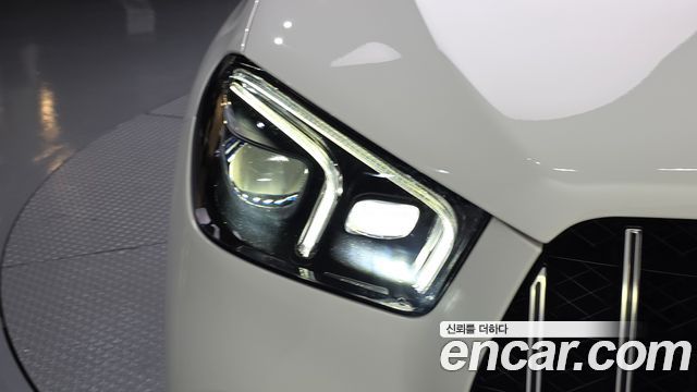 Mercedes-Benz GLE-Class 2022 — photo 8