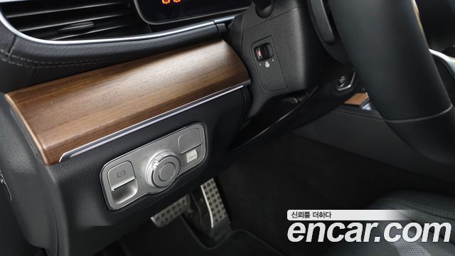 Mercedes-Benz GLE-Class 2022 — photo 27