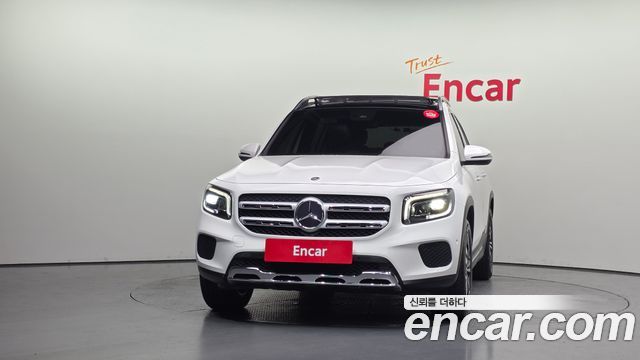 Mercedes-Benz GLB-Class 2021 — photo 3