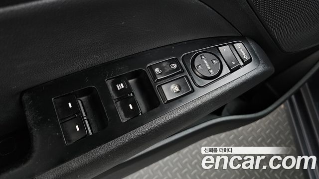 Hyundai AVANTE 2016 — photo 27