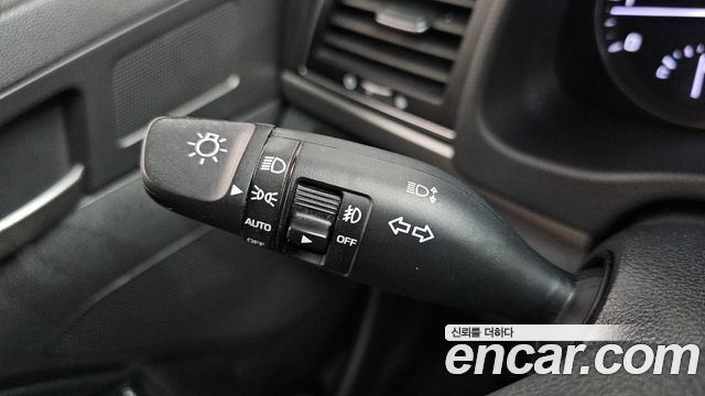 Hyundai AVANTE 2016 — photo 28