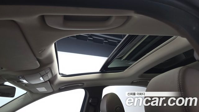 Mercedes-Benz E-Class 2020 — photo 30