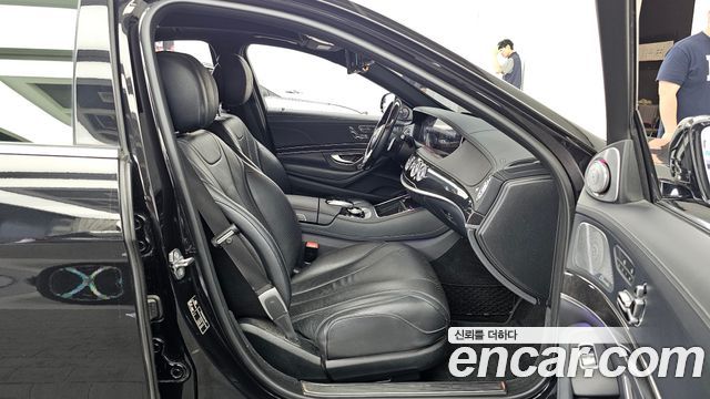Mercedes-Benz S-Class 2019 — photo 11
