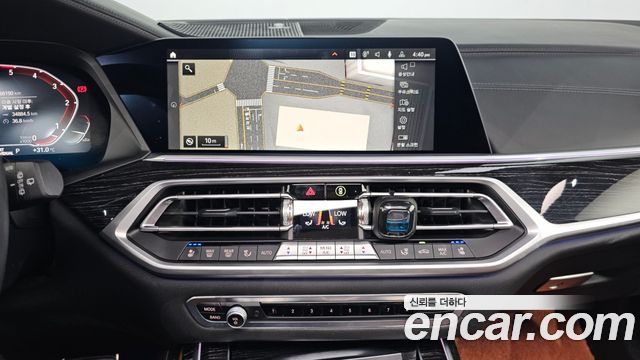 BMW X7 2022 — photo 20