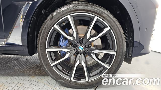 BMW X7 2022 — photo 7
