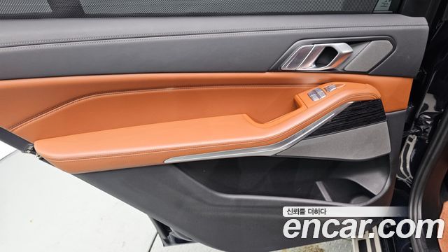 BMW X7 2022 — photo 15