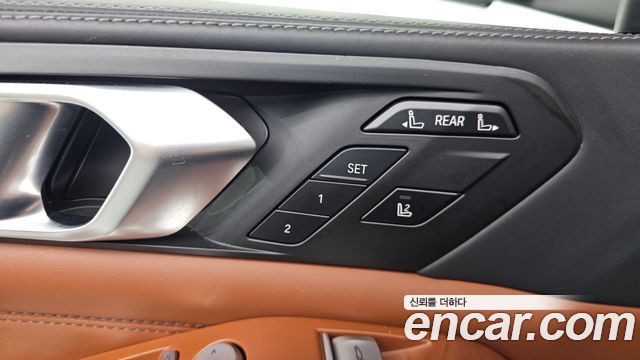 BMW X7 2022 — photo 27
