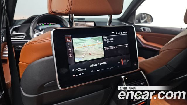 BMW X7 2022 — photo 33