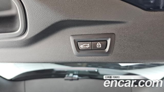 BMW X7 2022 — photo 36