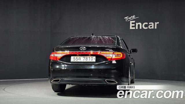 Hyundai Grandeur 2011 — photo 4