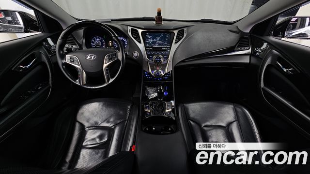 Hyundai Grandeur 2011 — photo 7