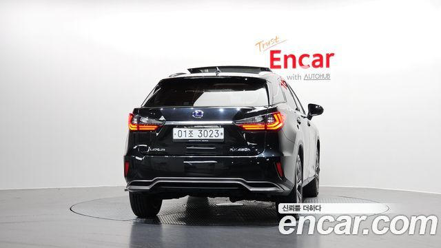 Lexus RX 2019 — photo 4