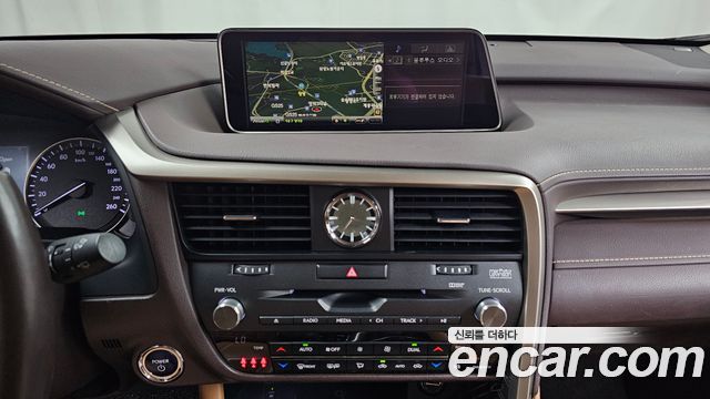 Lexus RX 2019 — photo 15