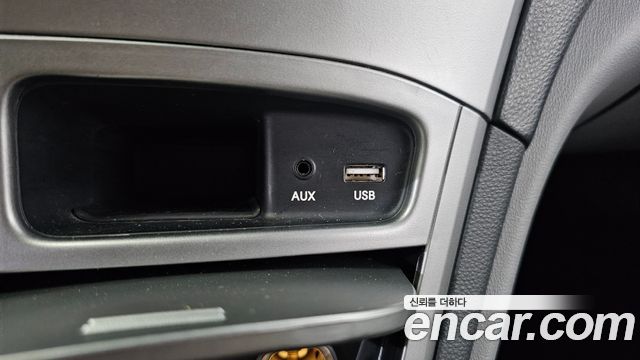 Hyundai Starex 2019 — photo 25