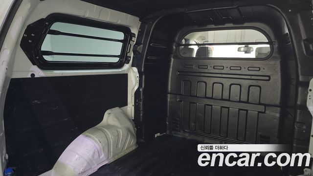 Hyundai Starex 2019 — photo 29