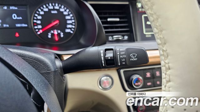 Kia K7 2016 — photo 25