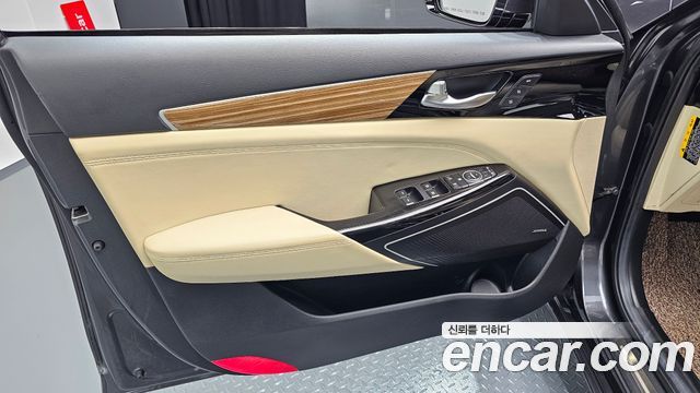Kia K7 2016 — photo 14