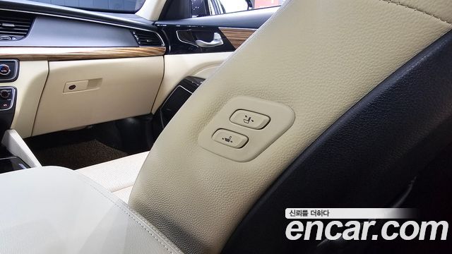 Kia K7 2016 — photo 28
