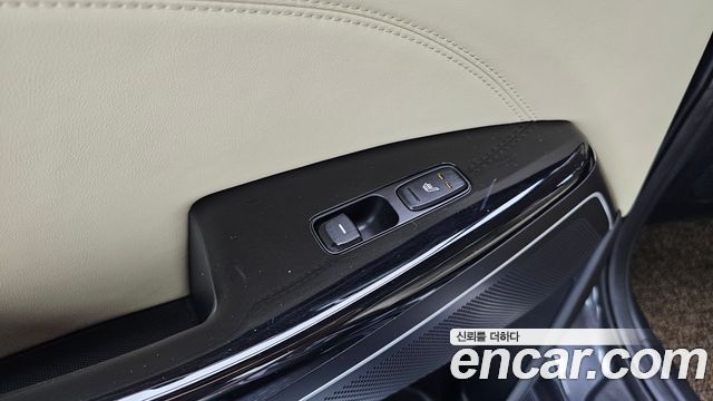 Kia K7 2016 — photo 30
