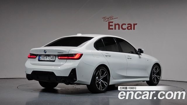 BMW 3-Series 2024 — photo 2